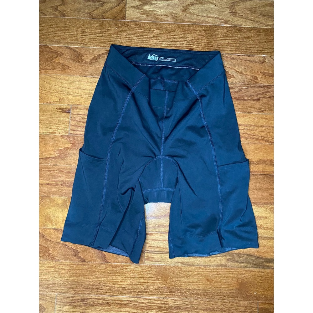 REI Co-op Black Biker Shorts Size Large‎